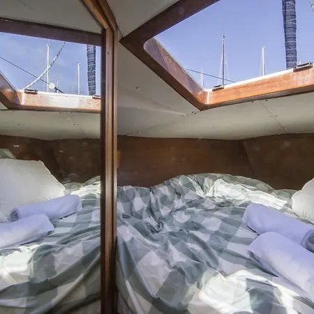 Sailboat Exclusive Experience Lisboa